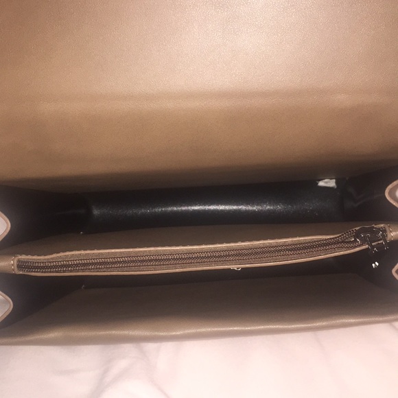 Khaki suede bag - Picture 5 of 6